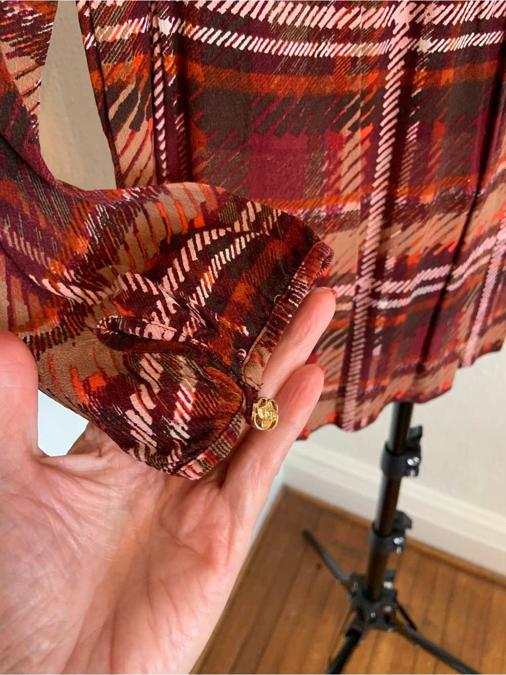 Talbots Plaid Long Sleeve Women's Blouse in Burgundy & Rust with gold buttons - Picture 5 of 9